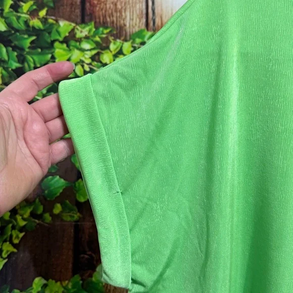 🚨(4/$10) Sew In Love Cuffed Slinky Blouse Size 2X - Picture 3 of 4